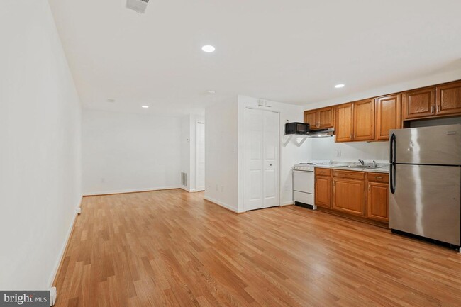 property at 9837 Hellingly Pl