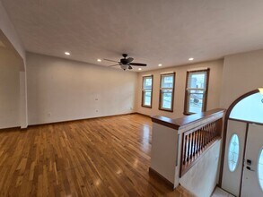 77 Rustic Ridge Dr in Pittsburgh, PA - Building Photo - Building Photo