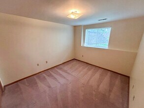 4209 Cooper Ave in Eau Claire, WI - Building Photo - Building Photo