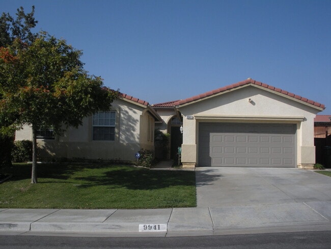 9941 Cambria Cir in Moreno Valley, CA - Building Photo - Building Photo
