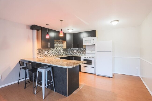 1243 N Gaylord St in Denver, CO - Building Photo - Building Photo