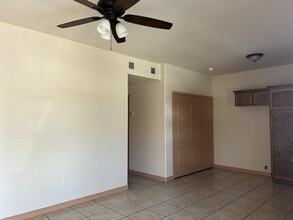 3021 S Malinche Ave-Unit -1 in Laredo, TX - Building Photo - Building Photo