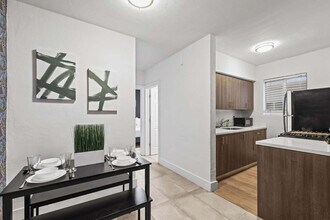 7340 Harding Ave in Miami Beach, FL - Building Photo - Building Photo