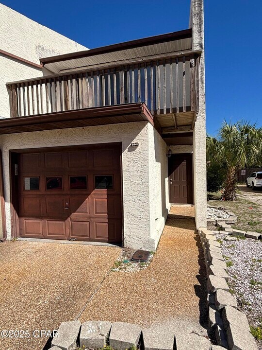 6441 Oak Shr Dr in Panama City, FL - Building Photo