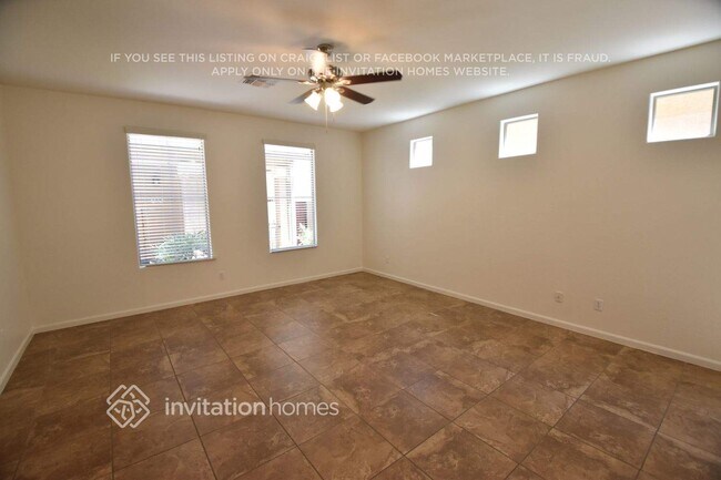 1405 S Moccasin Trail in Gilbert, AZ - Building Photo - Building Photo