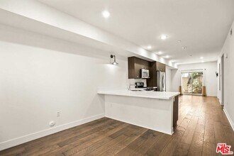 2970 Ripple Pl in Los Angeles, CA - Building Photo - Building Photo