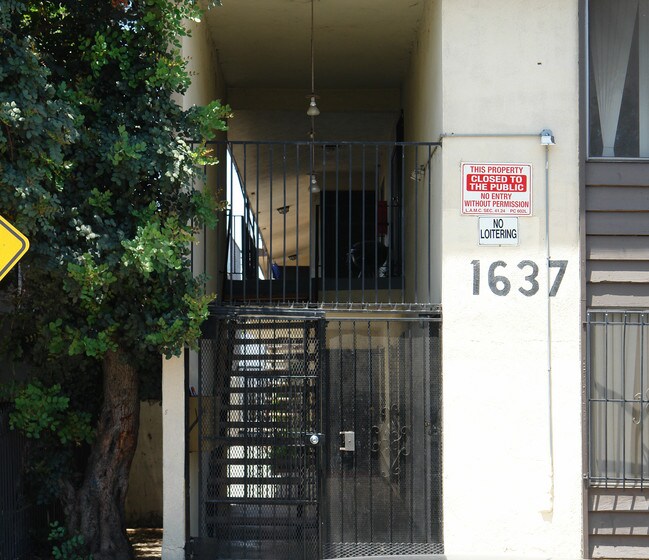 1637 Pine Ave in Long Beach, CA - Foto de edificio - Building Photo