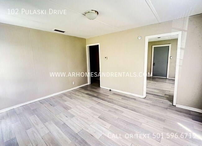 102 Pulaski Dr in Jacksonville, AR - Building Photo - Building Photo