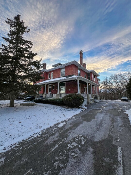 4380 Central Ave in Western Springs, IL - Building Photo