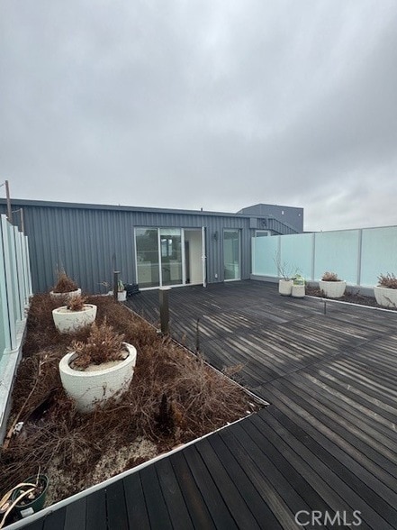5750 Hollywood Blvd, Unit 733 in Los Angeles, CA - Building Photo - Building Photo