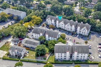 3205 Jade Ct in Virginia Beach, VA - Building Photo - Building Photo