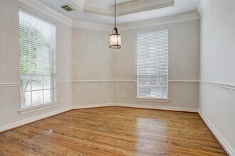 2822 Briarhurst Park in Houston, TX - Building Photo - Building Photo