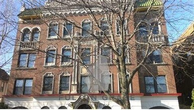 1724 N Humboldt Blvd in Chicago, IL - Building Photo - Building Photo