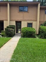 85 Debarry Ave in Orange Park, FL - Building Photo