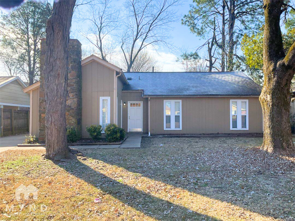 6163 Lacewood Cove in Memphis, TN - Building Photo