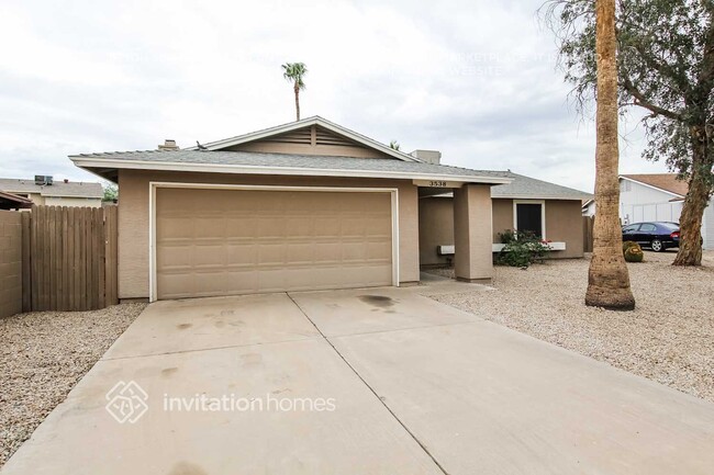 property at 3538 E Anderson Dr