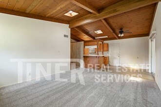 3604 Winston Way in Carmichael, CA - Building Photo - Building Photo