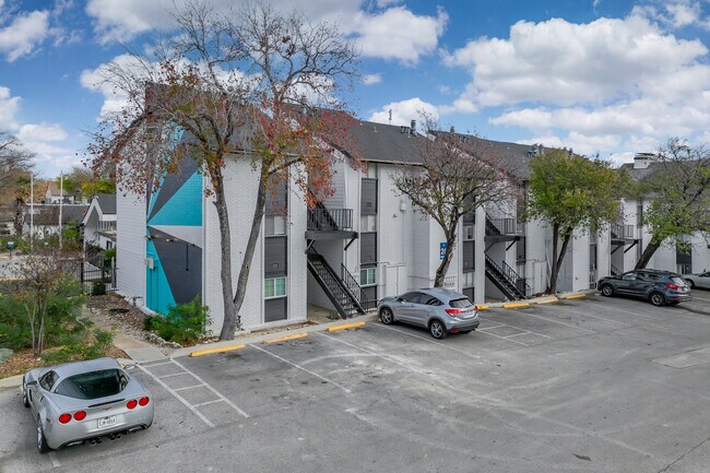 Palatia Apartment Homes