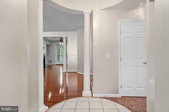 1024 Leeward Way in Solomons, MD - Building Photo - Building Photo