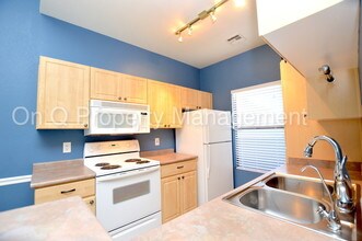 9600 N 96th St-Unit -APT 211 in Scottsdale, AZ - Building Photo - Building Photo