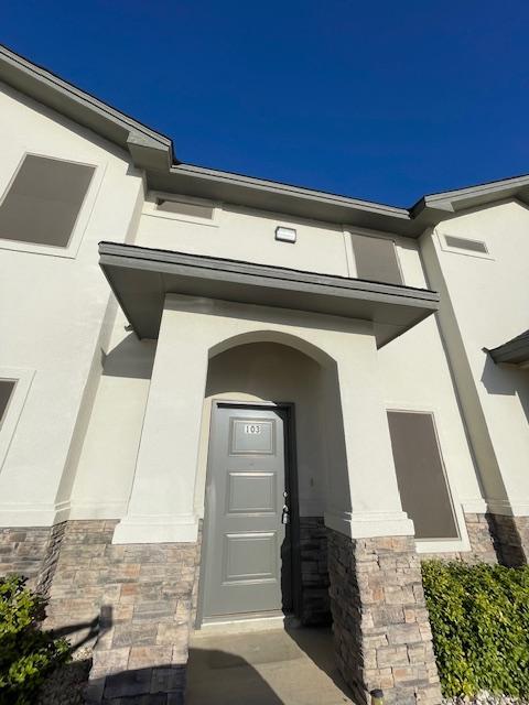 7209 Rocio Dr in Laredo, TX - Building Photo
