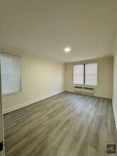 72 ROAD in Queens, NY - Building Photo - Building Photo