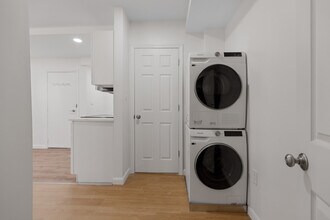 89 Saint Botolph St, Unit 3 in Boston, MA - Foto de edificio - Building Photo