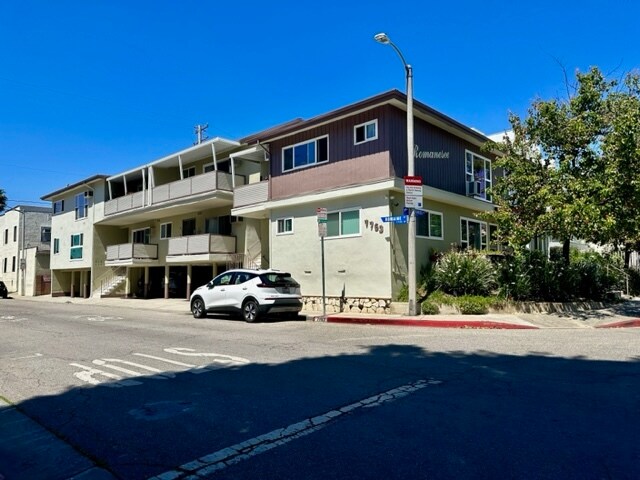 7763 Romaine St in West Hollywood, CA - Building Photo