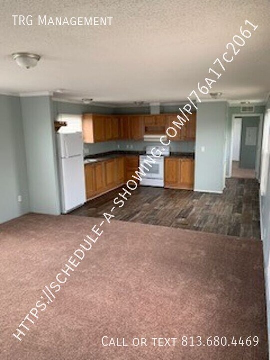 221 Riggs Rd in Hubert, NC - Building Photo
