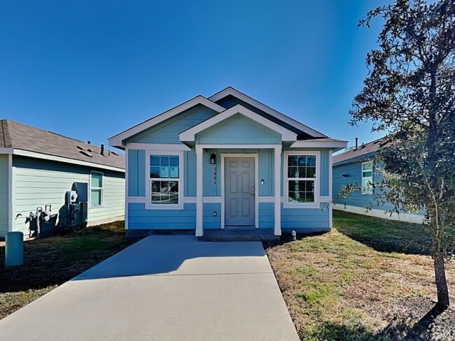 property at 5446 Verdugos Pl