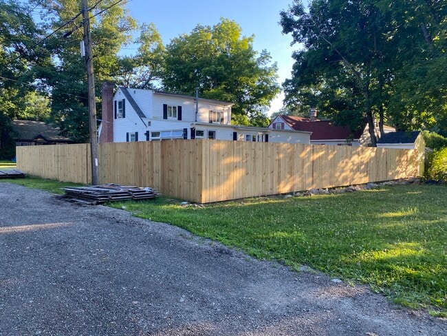 2 Kay St in Worcester, MA - Foto de edificio - Building Photo