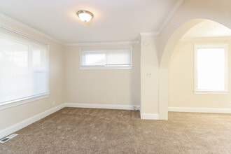6903 Holabird Ave in Dundalk, MD - Building Photo - Building Photo