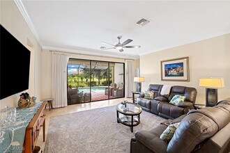 3837 Ruby Way in Naples, FL - Foto de edificio - Building Photo