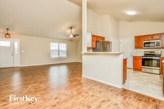 415 Bittersweet Dr in O'Fallon, MO - Foto de edificio - Building Photo