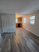 1903 Old Lincoln Hwy, Unit The Garage in Langhorne, PA - Building Photo - Building Photo