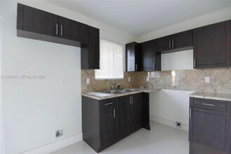 1980 NW 54th St in Miami, FL - Building Photo - Building Photo