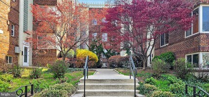 5407 9th St NW, Unit 306 in Washington, DC - Foto de edificio - Building Photo