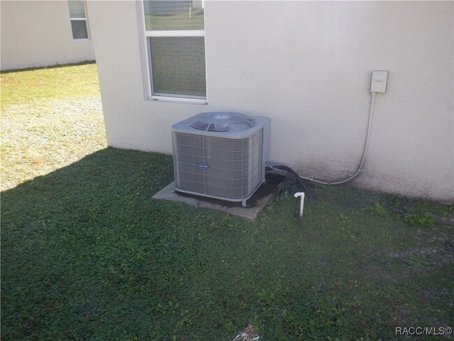 property at 449 W Salinger Ln