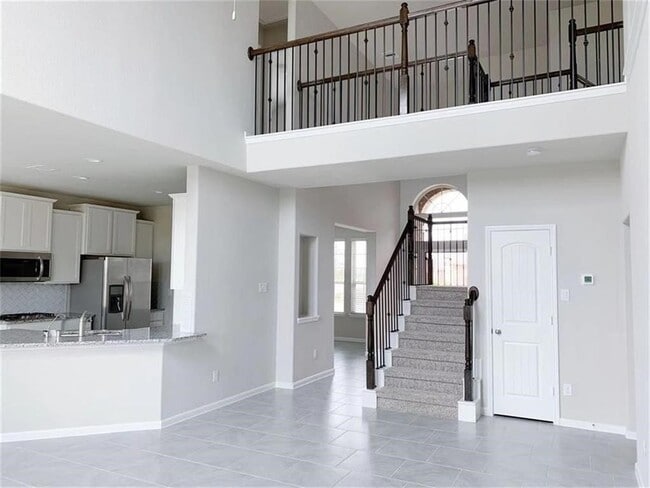 3047 Forest Creek Dr