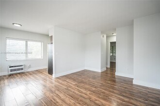 460 NE 82nd Terrace in Miami, FL - Building Photo - Building Photo
