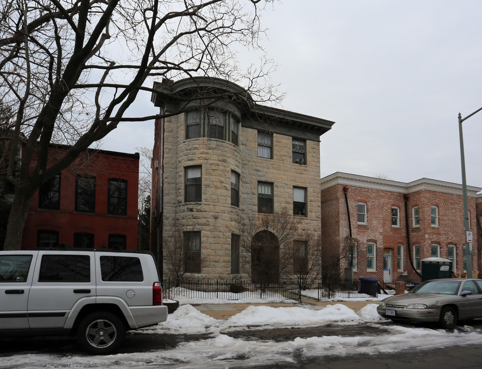 807 A St NE in Washington, DC - Building Photo