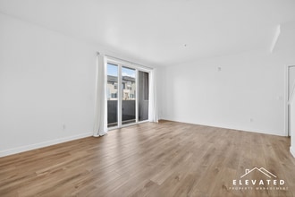 905 Doubles Dr in Santa Rosa, CA - Building Photo - Building Photo