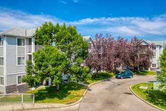 Valleyview Park Place in Calgary, AB - Building Photo - Primary Photo