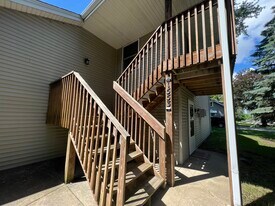 1557 Harlem Rd, Unit 1557 in Machesney Park, IL - Building Photo