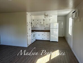 1887 6th Ave in Oroville, CA - Building Photo - Building Photo