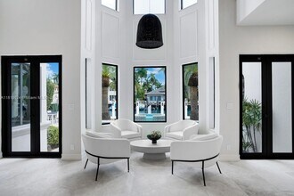 168 Fiesta Way in Fort Lauderdale, FL - Building Photo - Building Photo