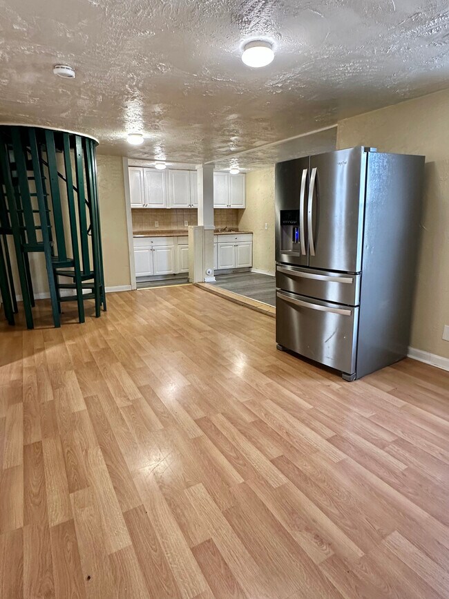 3 Pleasant Ter, Unit 2 in Worcester, MA - Building Photo - Building Photo