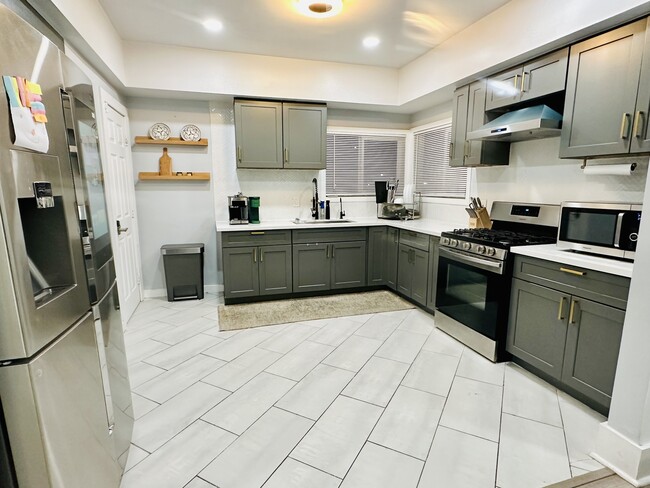 2707 Cridge St, Unit 2707 House in Riverside, CA - Building Photo - Building Photo
