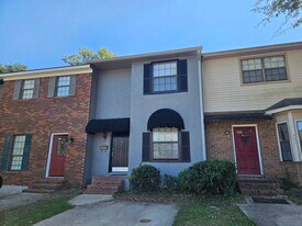 463 E Van Buren St in Tallahassee, FL - Building Photo