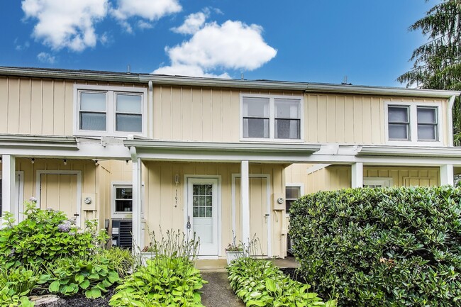 property at 11914 Filly Ln